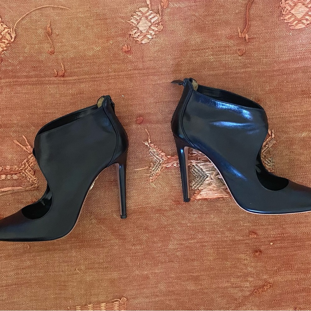 Aquazzura Black Cutout Heels size 8.5